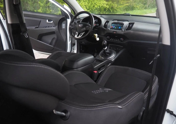 Kia Sportage cena 39900 przebieg: 149200, rok produkcji 2012 z Rybnik małe 667